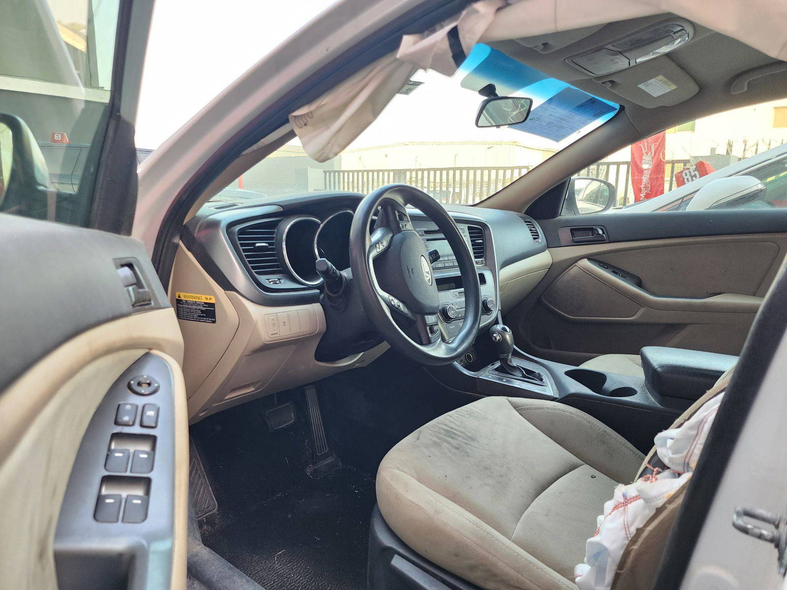 2012 KIA OPTIMA — 106157 Miles — Lot 70CG028549 — Souq - Marhaba Auctions Used Cars - Image 5