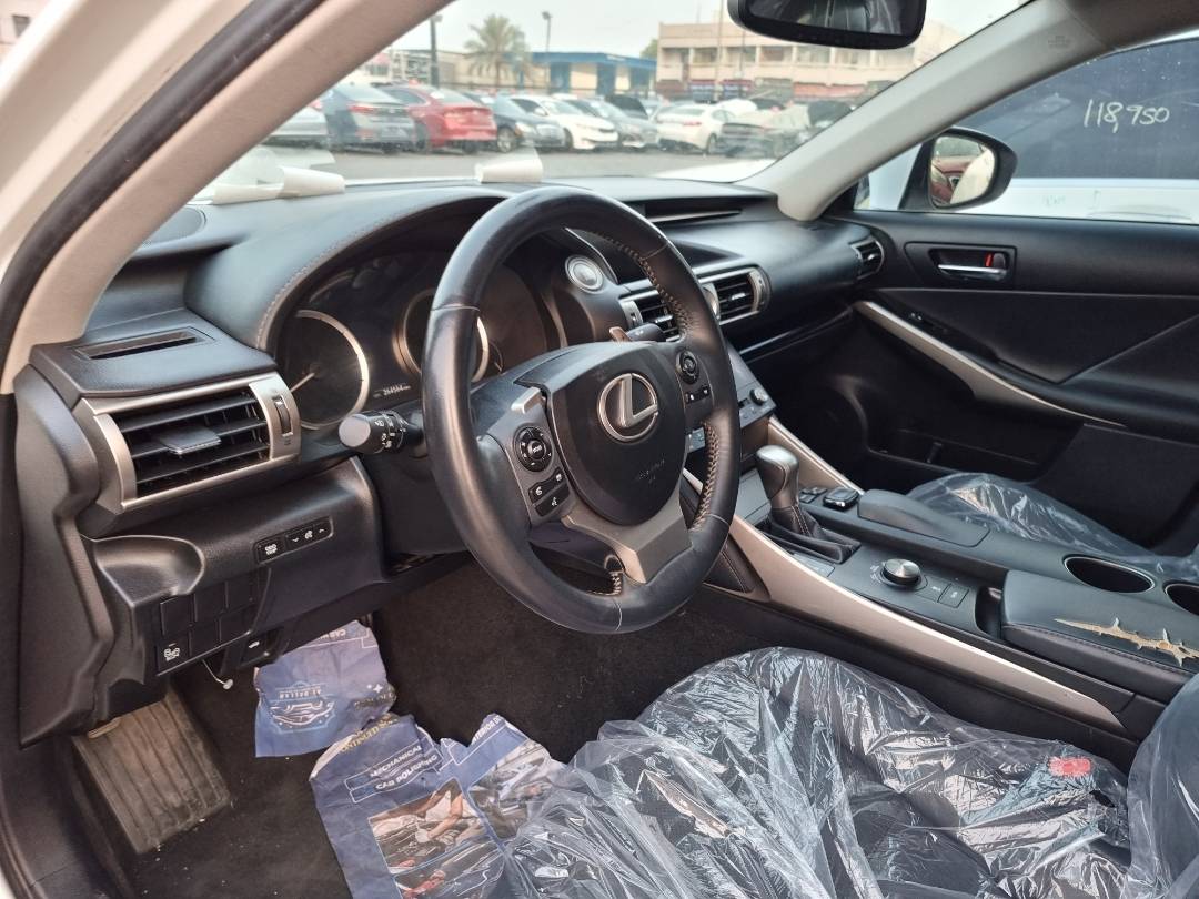 2015 LEXUS IS 250 — 264549 Miles — Lot 215478 — Ind. 12 - Marhaba Auctions Used Cars - Image 8