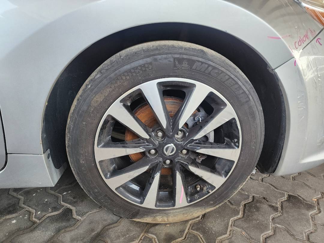 2018 NISSAN ALTIMA — 134033 Miles — Lot 38832681 — Main - Marhaba Auctions Used Cars - Image 5