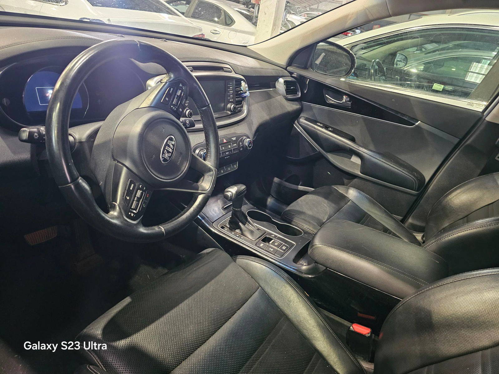 KIA SORENTO 2017 - Marhaba Auction Used Cars - Image 6