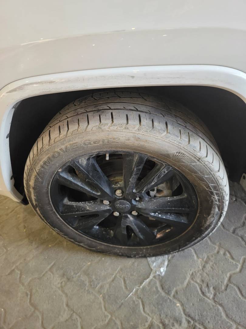 2018 JEEP GRAND CHEROKEE LAREDO — 125654 Miles — Lot JC123035 — Main - Marhaba Auctions Used Cars - Image 9