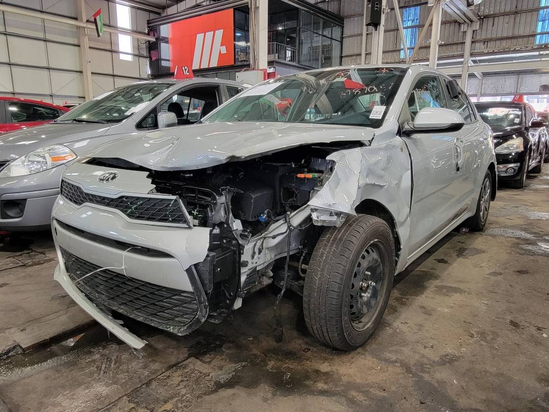 2020 KIA RIO — 79040 Miles — Lot 37870157 — Souq - Marhaba Auctions Used Cars - Image 5