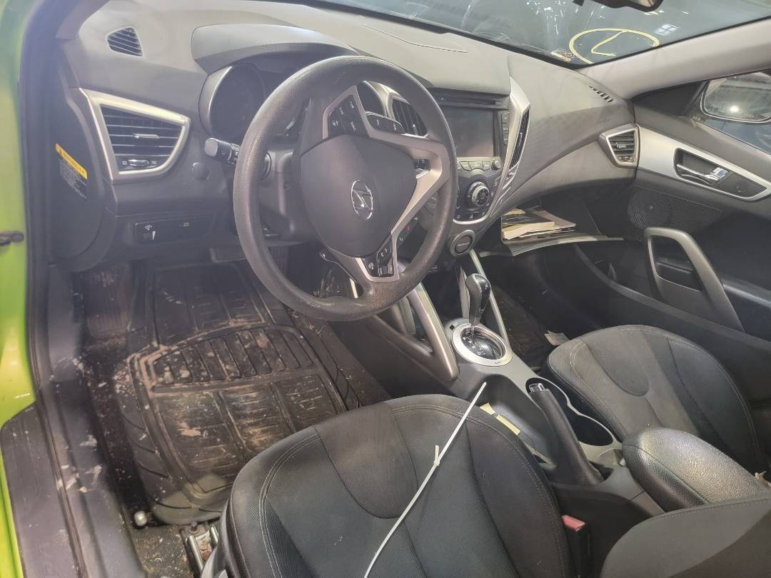 2012 HYUNDAI VELOSTER — 154455 Miles — Lot 69237883 - Marhaba Auctions Used Cars - Image 4