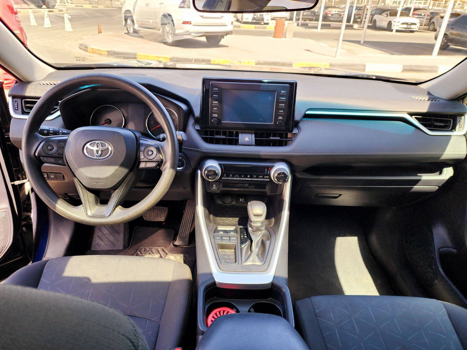 2019 TOYOTA RAV4 — 147162 Miles — Lot W017041 — Souq - Marhaba Auctions Used Cars - Image 7