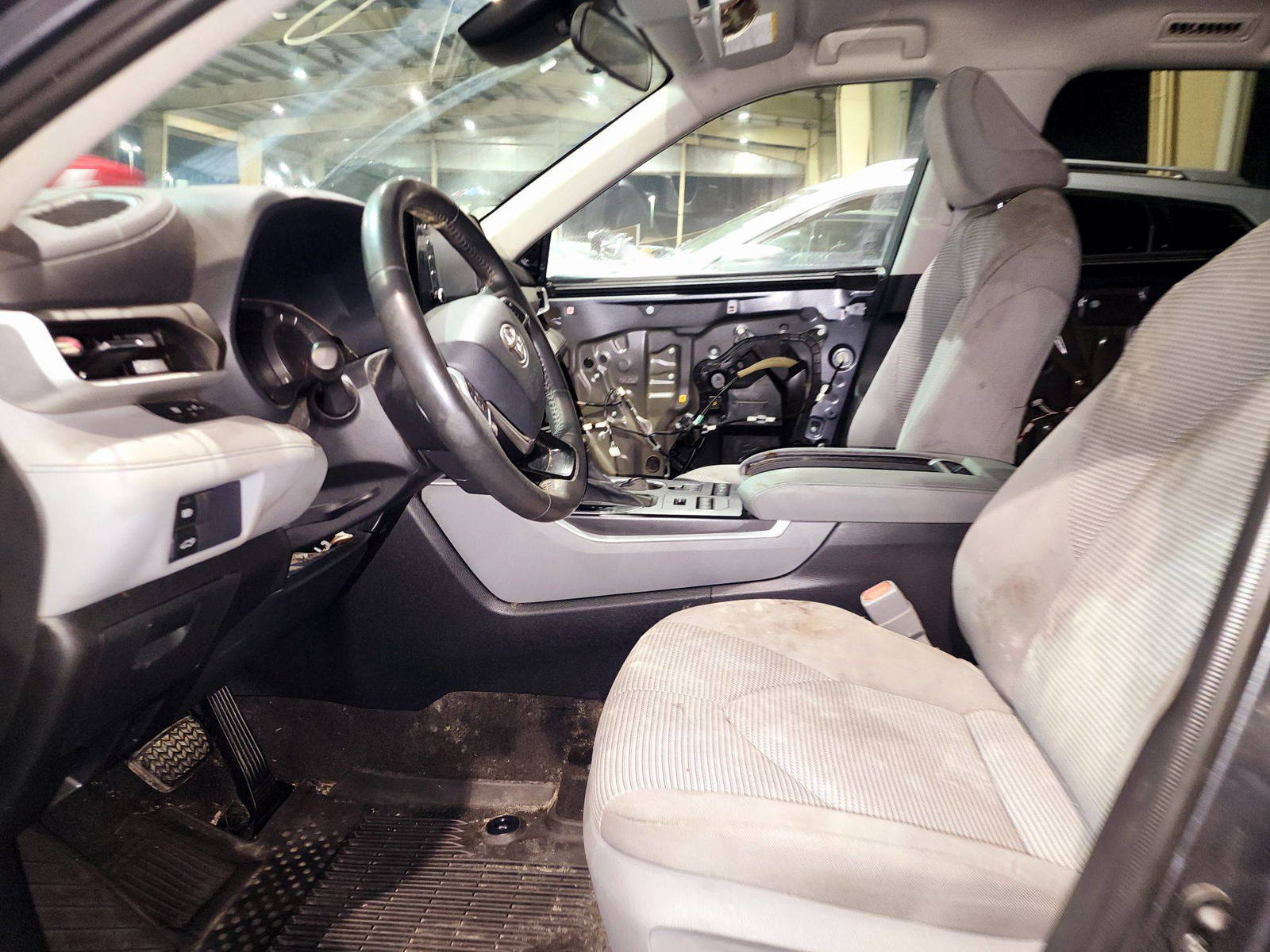 2021 TOYOTA HIGHLANDER — 86668 Miles — Lot MS057132 — Main - Marhaba Auctions Used Cars - Image 8