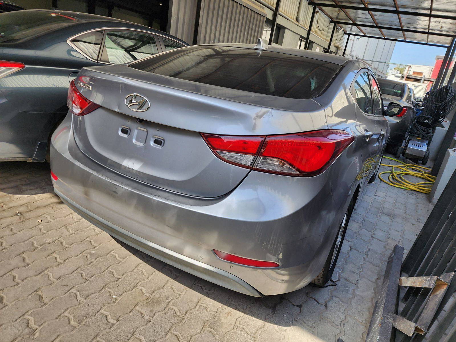 2014 HYUNDAI ELANTRA — 189172 Miles — Lot 61924 — Al Quoz - Marhaba Auctions Used Cars - Image 6