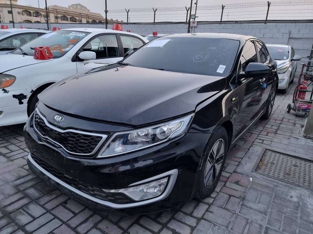 2013 KIA K5 — 143514 KM — Lot 030362 — Ind. 12 - Marhaba Auctions Used Cars - Image 4