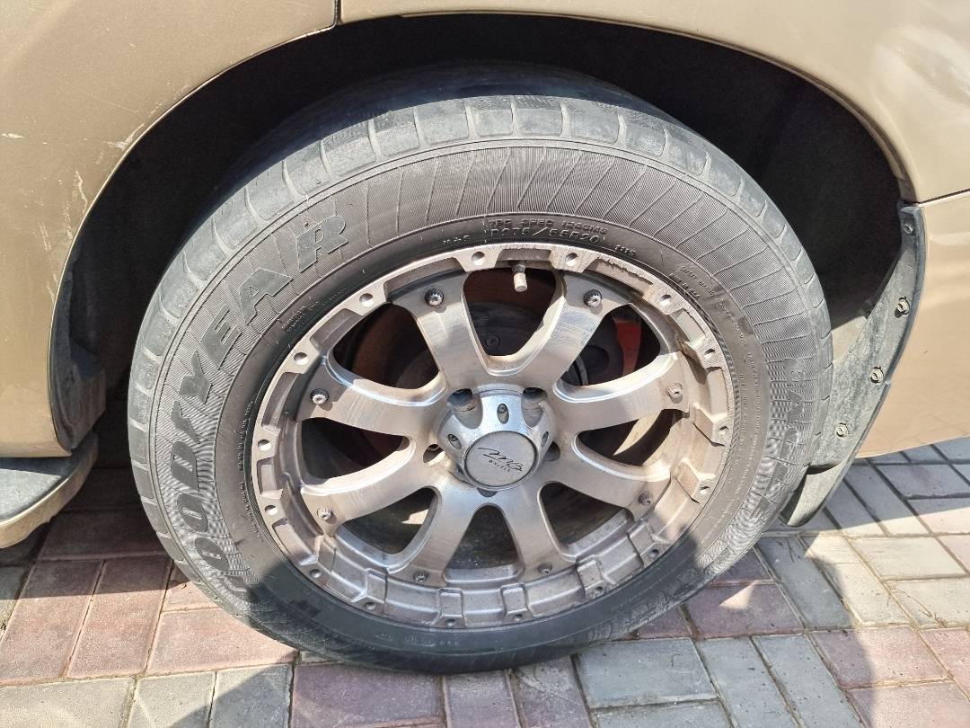 2011 TOYOTA SEQUOIA — 381586 Miles — Lot 325689 — Ind. 12 - Marhaba Auctions Used Cars - Image 11
