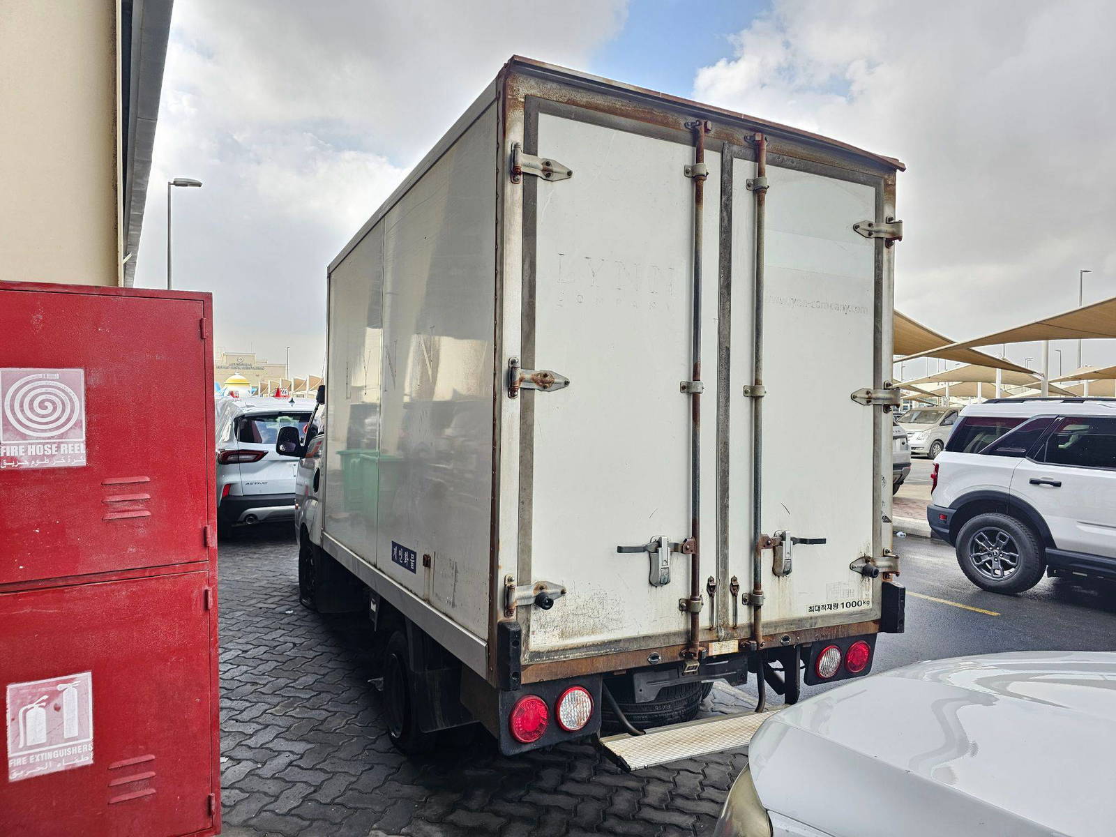 2018 KIA BONGO 3 — 223854 KM — Lot BJK234612 — Souq - Marhaba Auctions Used Cars - Image 5