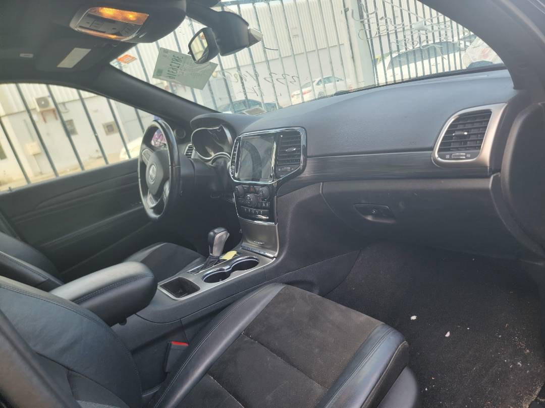 2020 JEEP GRAND CHEROKEE LAREDO — 82320 Miles — Lot C333410 - Marhaba Auctions Used Cars - Image 6
