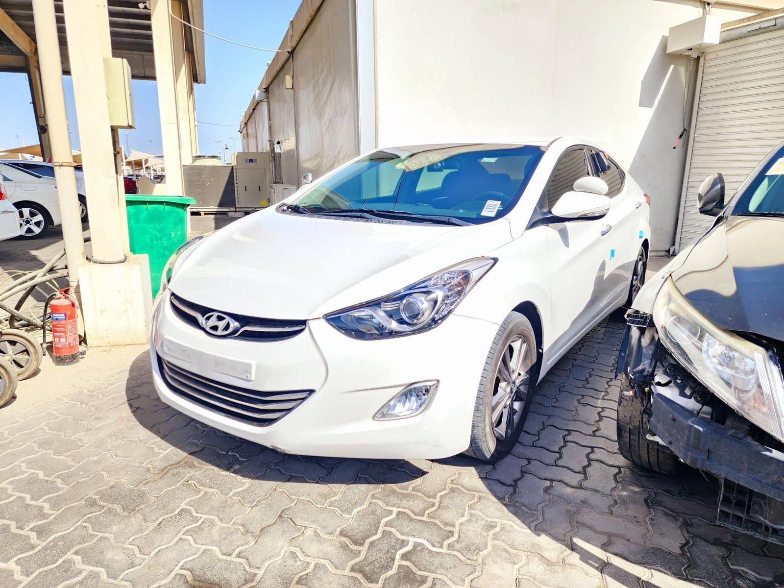 2011 HYUNDAI AVANTE — 117733 KM — Lot 017032 — Souq - Marhaba Auctions Used Cars - Image 5