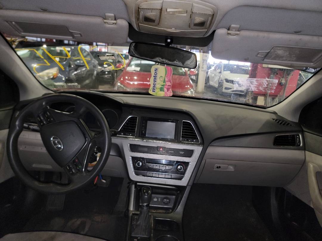 2015 HYUNDAI SONATA — 153466 Miles — Lot 38094144 — Main - Marhaba Auctions Used Cars - Image 7