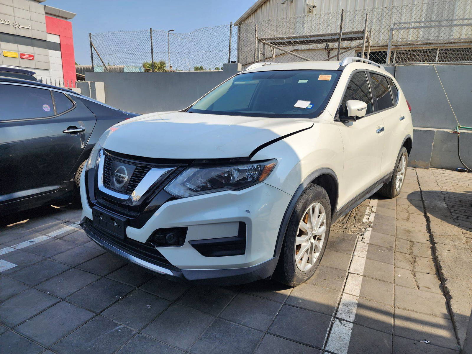 NISSAN ROGUE 2017 - Marhaba Auction Used Cars - Image 4