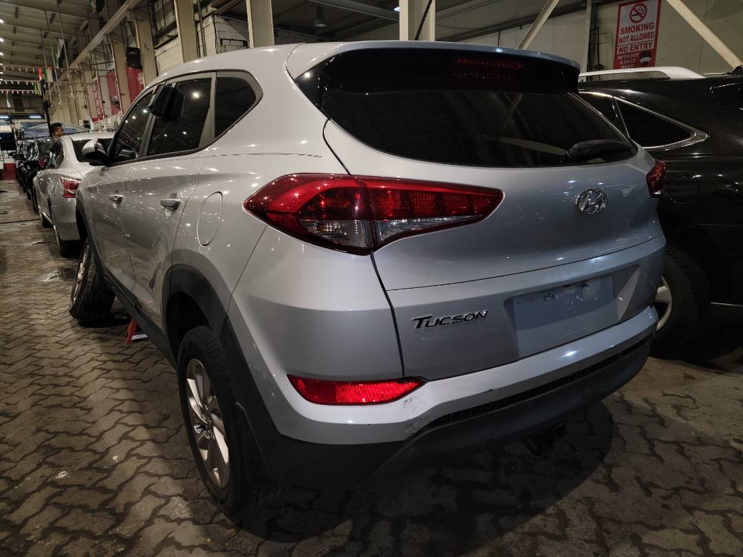 2017 HYUNDAI TUCSON — 162883 Miles — Lot 37943718 - Marhaba Auctions Used Cars - Image 3