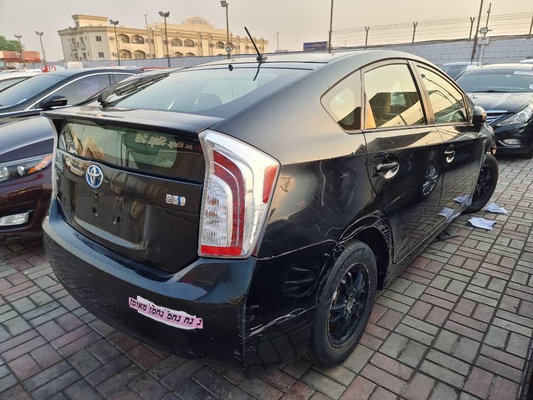 2015 TOYOTA PRIUS — 236940 Miles — Lot 215487 — Ind. 12 - Marhaba Auctions Used Cars - Image 3