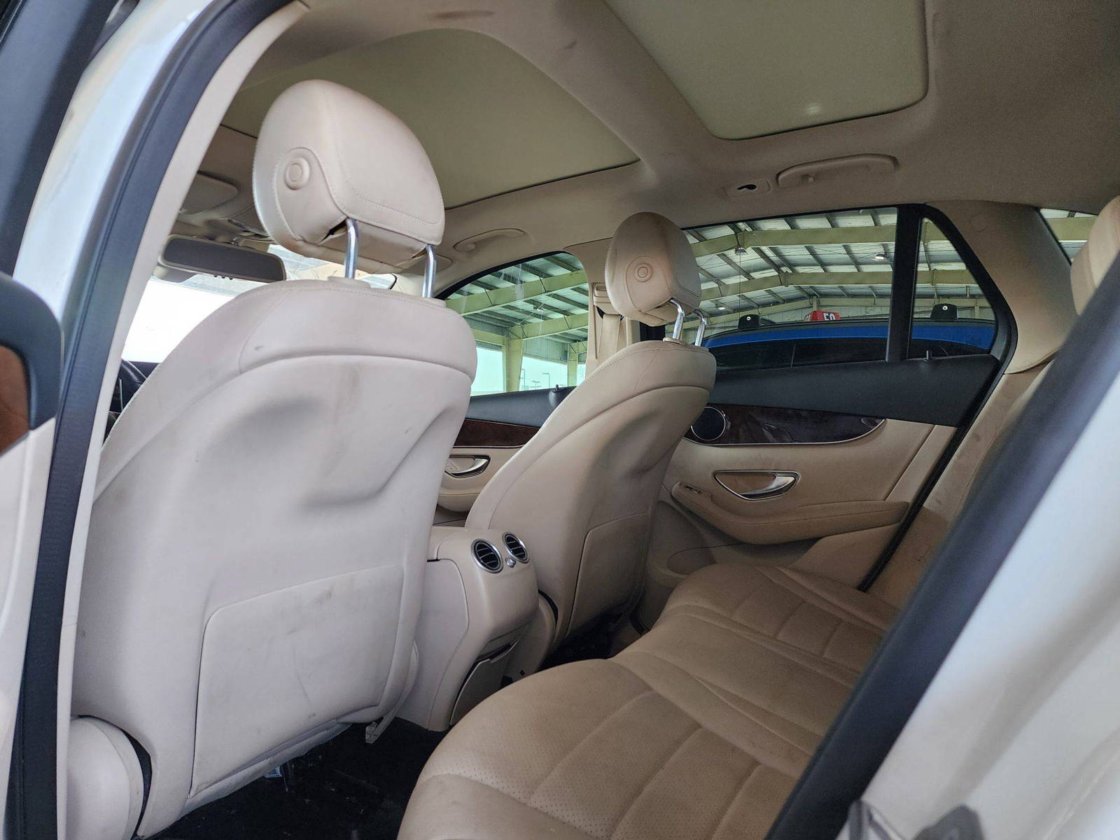 2019 MERCEDES BENZ GLC-300 — 86963 Miles — Lot 6KV193062 — Main - Marhaba Auctions Used Cars - Image 6