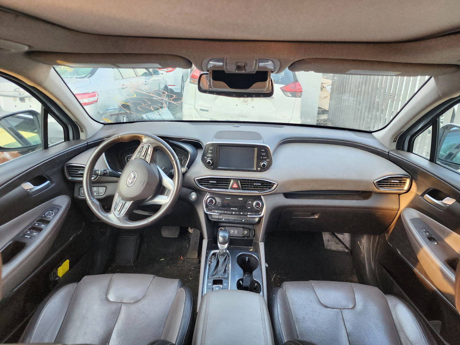 HYUNDAI SANTA FE 2019 - Marhaba Auction Used Cars - Image 5