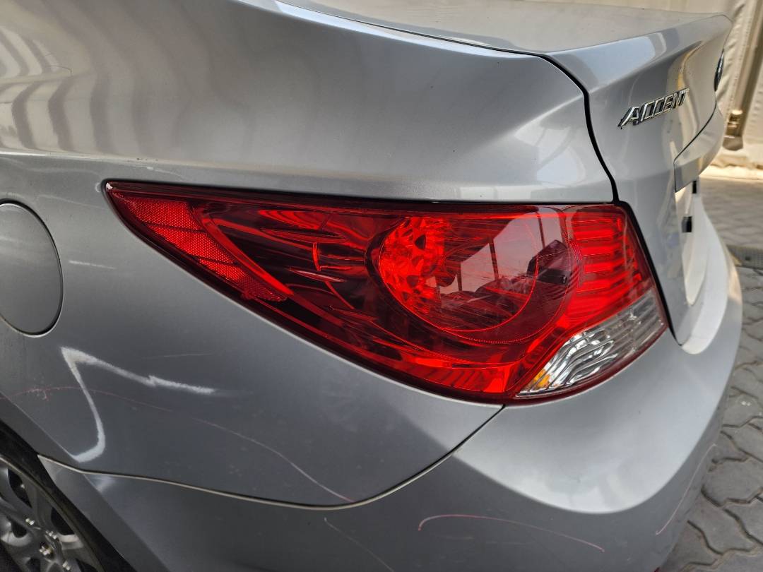 2014 HYUNDAI ACCENT — 186254 Miles — Lot 40837004 — Souq - Marhaba Auctions Used Cars - Image 3