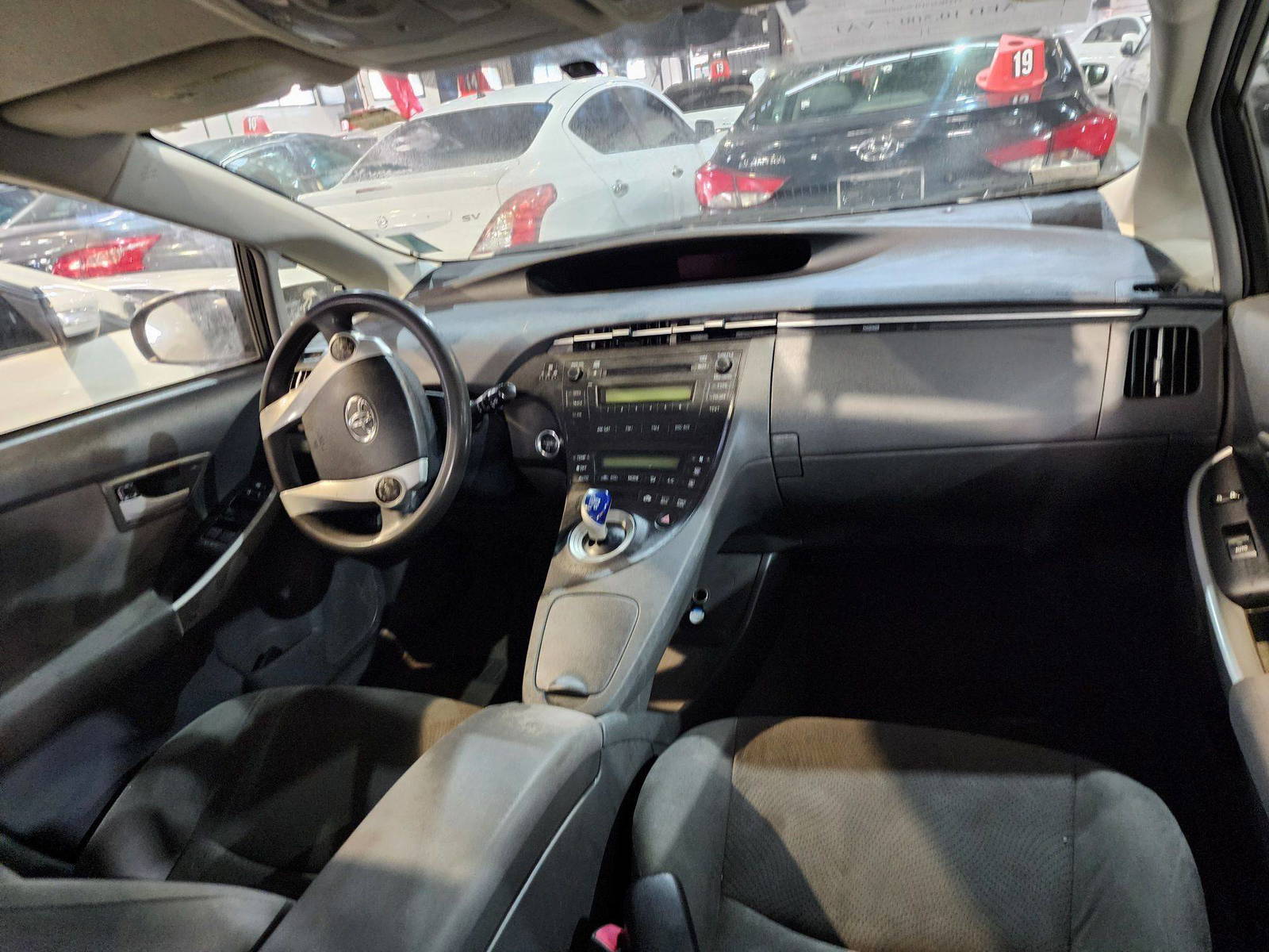 2010 TOYOTA PRIUS — 210640 Miles — Lot A0050606 — Al Quoz - Marhaba Auctions Used Cars - Image 8