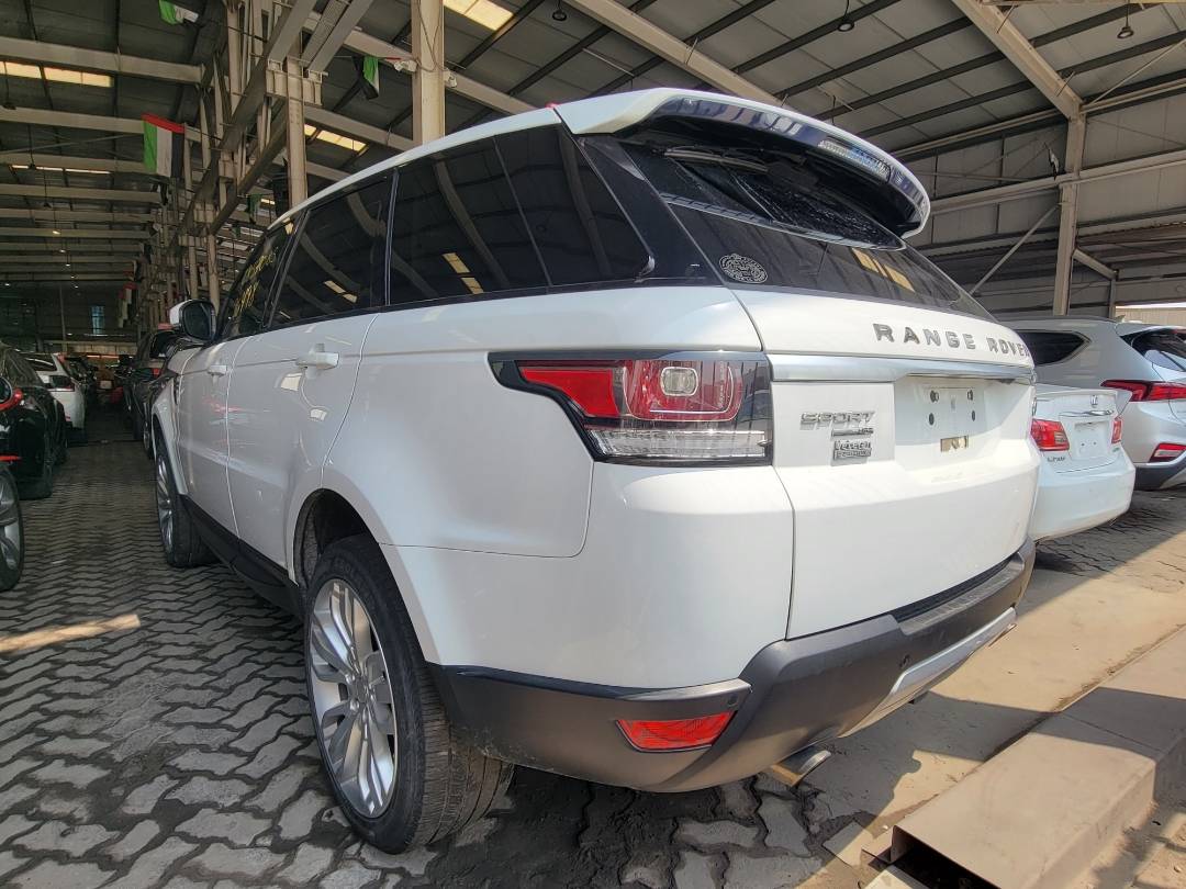 2014 LAND ROVER RANGE ROVER SPORT HSE — 96498 Miles — Lot EA370006 — Main - Marhaba Auctions Used Cars - Image 3