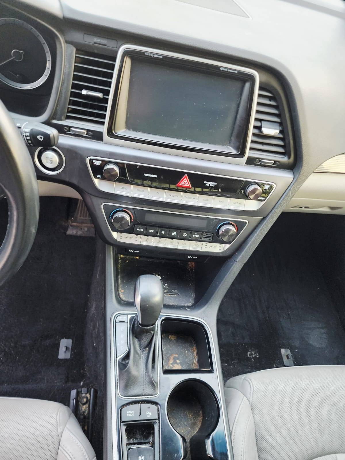 2019 HYUNDAI SONATA — 95992 Miles — Lot 75264205 - Marhaba Auctions Used Cars - Image 10