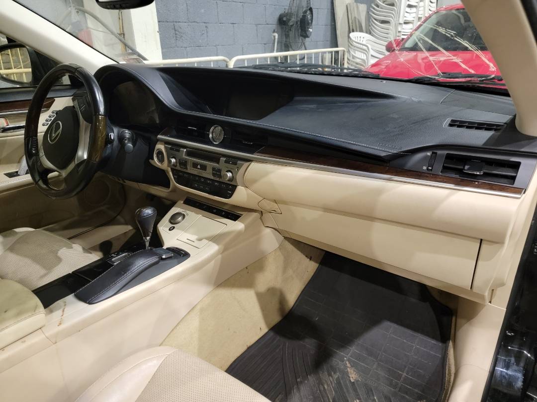 2015 LEXUS ES 350 — 77933 Miles — Lot 185444 - Marhaba Auctions Used Cars - Image 9