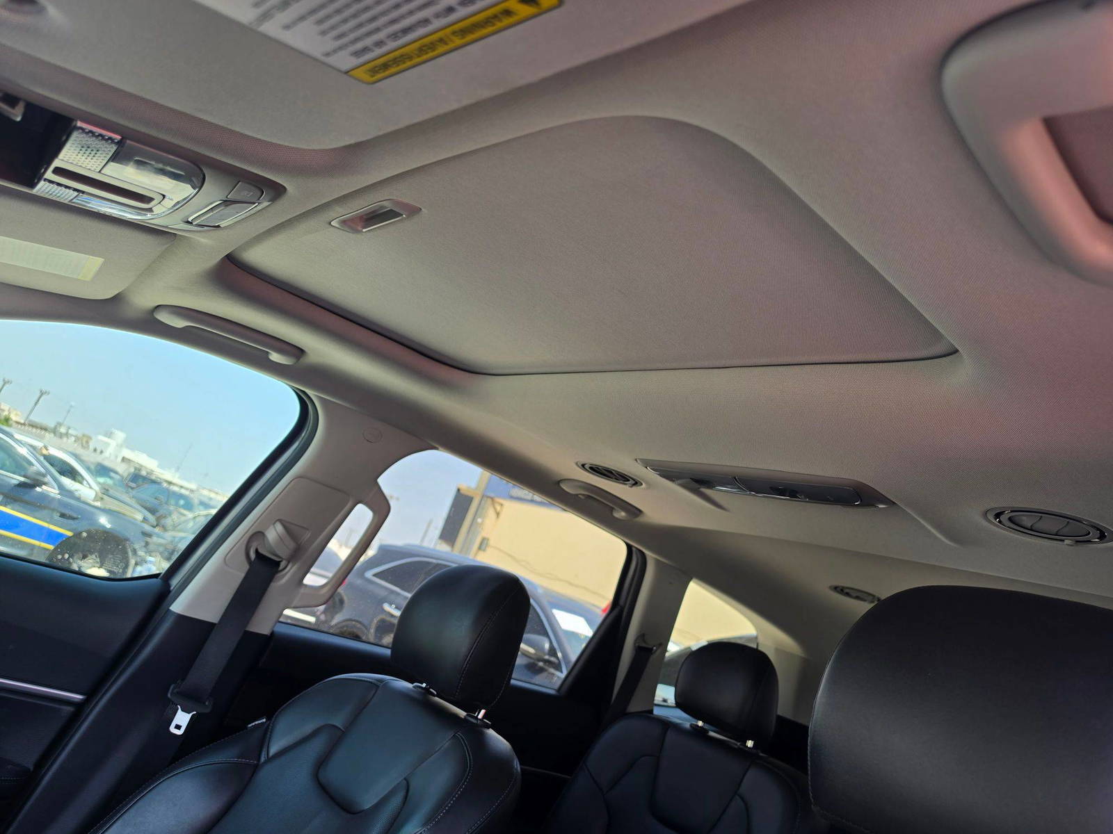 2020 KIA TELLURIDE — 139473 Miles — Lot 99217535 — Oman Yard - Marhaba Auctions Used Cars - Image 10