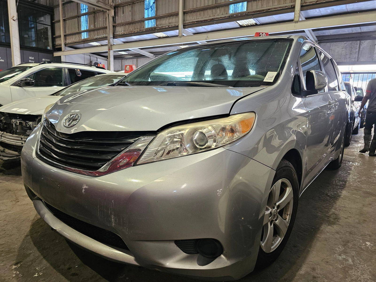 TOYOTA SIENNA 2013 - Marhaba Auction Used Cars - Image 5