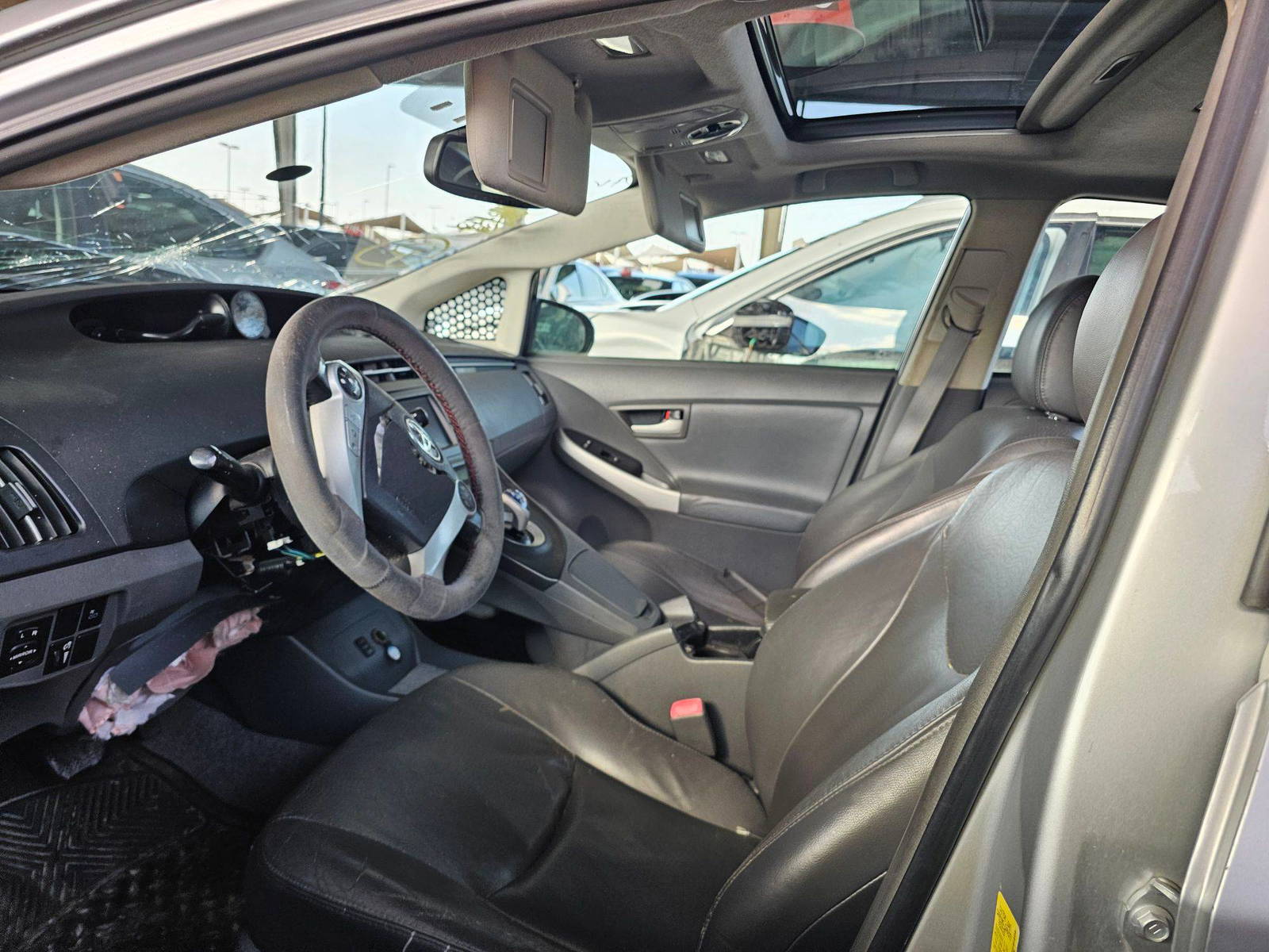 TOYOTA PRIUS 2010 - Marhaba Auction Used Cars - Image 10