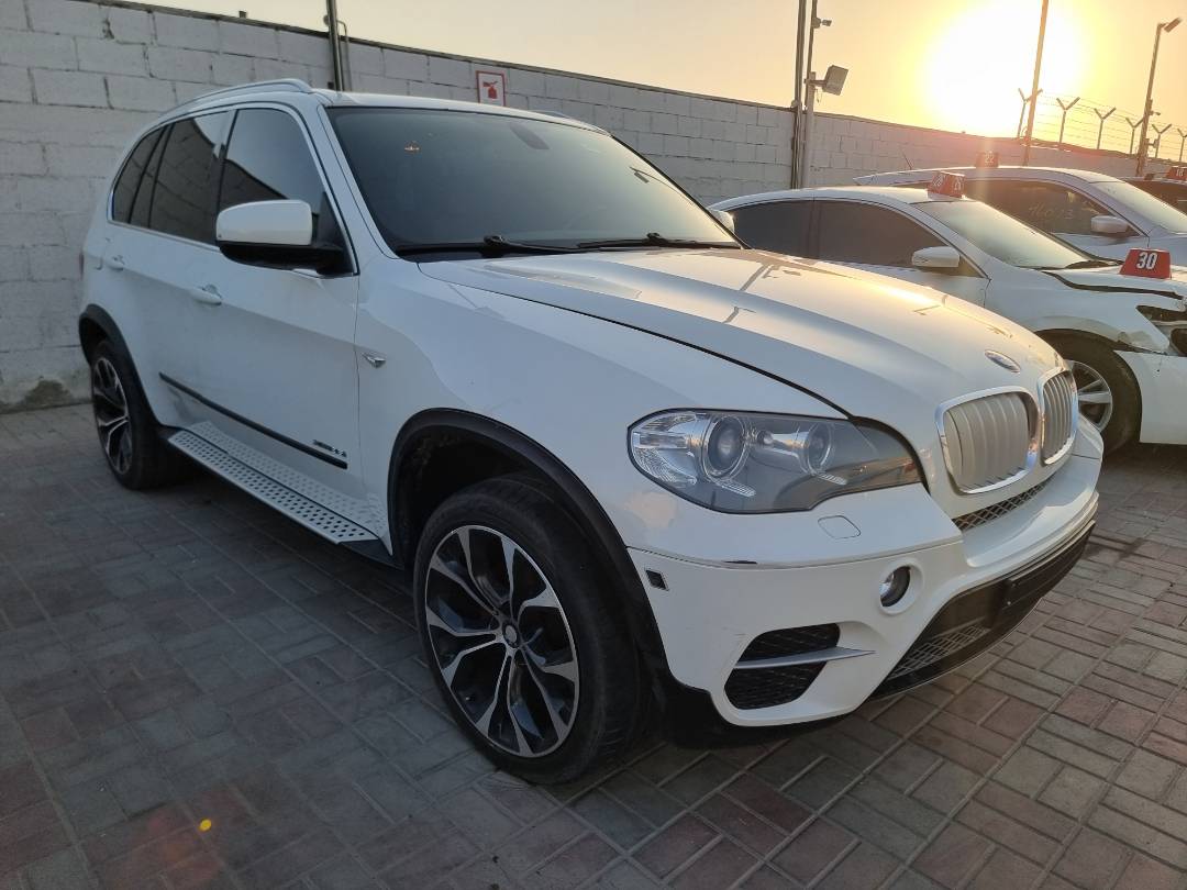 2012 BMW X 5 — 165141 KM — Lot 817815 — Ind. 12 - Marhaba Auctions Used Cars - Image 3