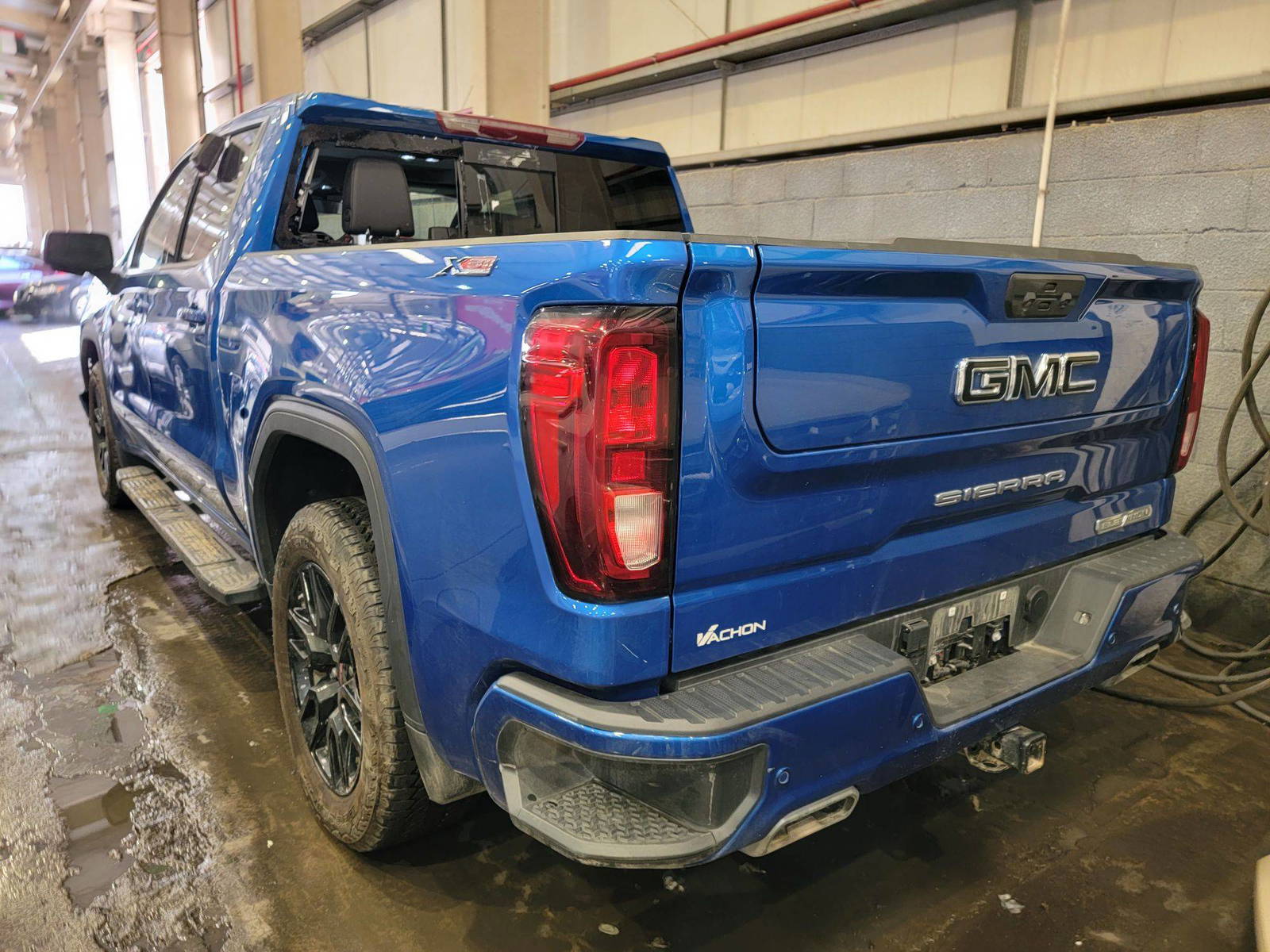 GMC SIERRA 2023 - Marhaba Auction Used Cars - Image 3