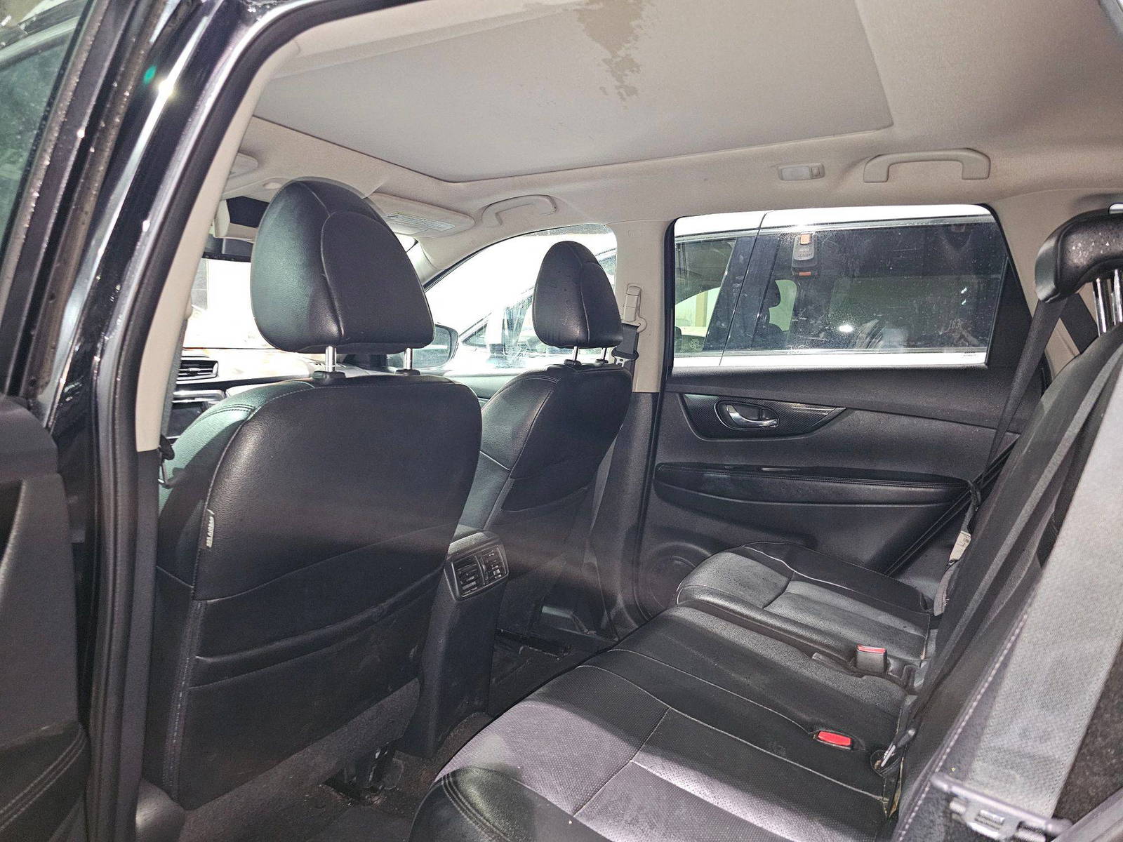 2018 NISSAN ROGUE — 99033 Miles — Lot JC711738 — Souq - Marhaba Auctions Used Cars - Image 6