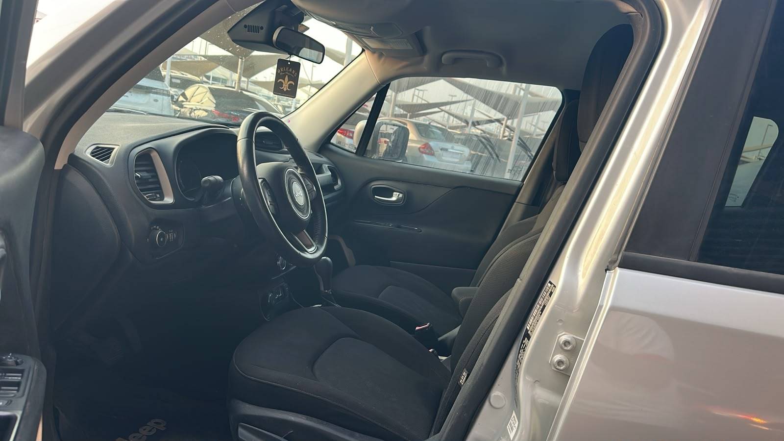 2017 JEEP RENEGADE LATITUDE — 137596 Miles — Lot HPE98418 — Souq - Marhaba Auctions Used Cars - Image 10