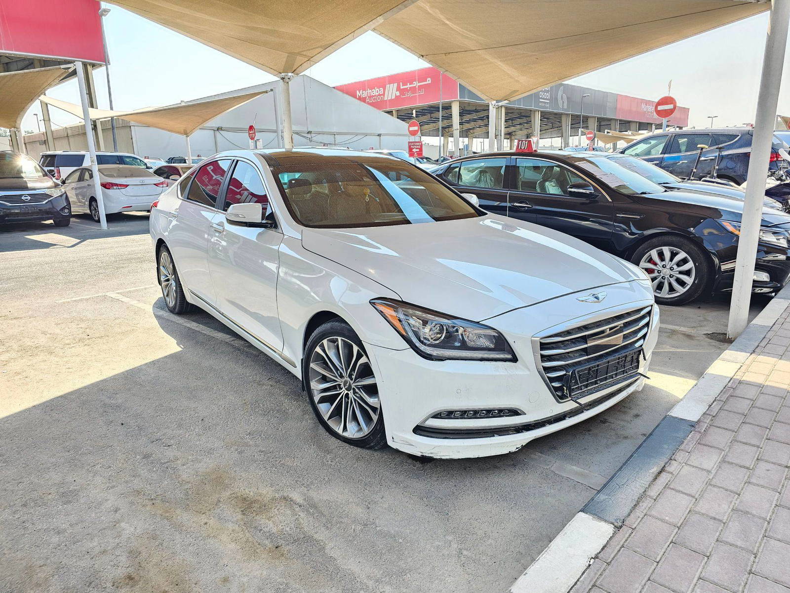HYUNDAI GENESIS 2016 - Marhaba Auction Used Cars - Image 6