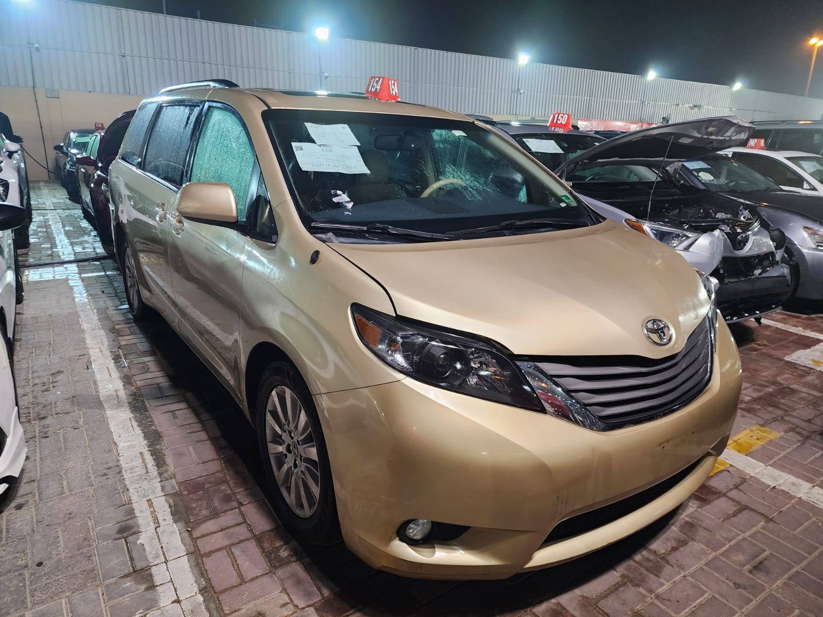 2011 TOYOTA SIENNA — 196035 Miles — Lot 87451465 — Souq - Marhaba Auctions Used Cars - Image 6