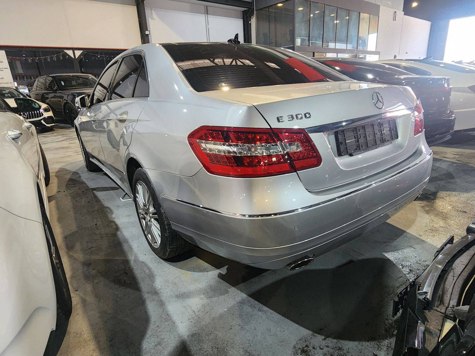 2011 MERCEDES BENZ E-300 — 151639 KM — Lot 496166 — Al Quoz - Marhaba Auctions Used Cars - Image 6