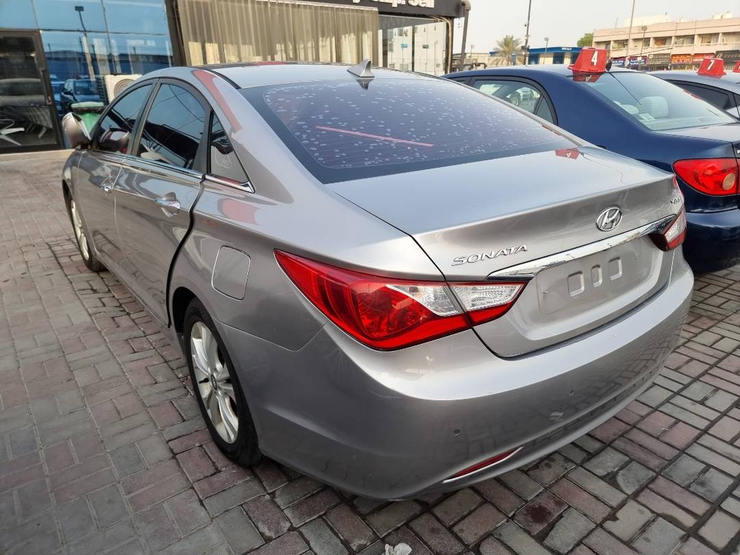 2012 HYUNDAI SONATA — 216553 KM — Lot 214587 — Main - Marhaba Auctions Used Cars - Image 5