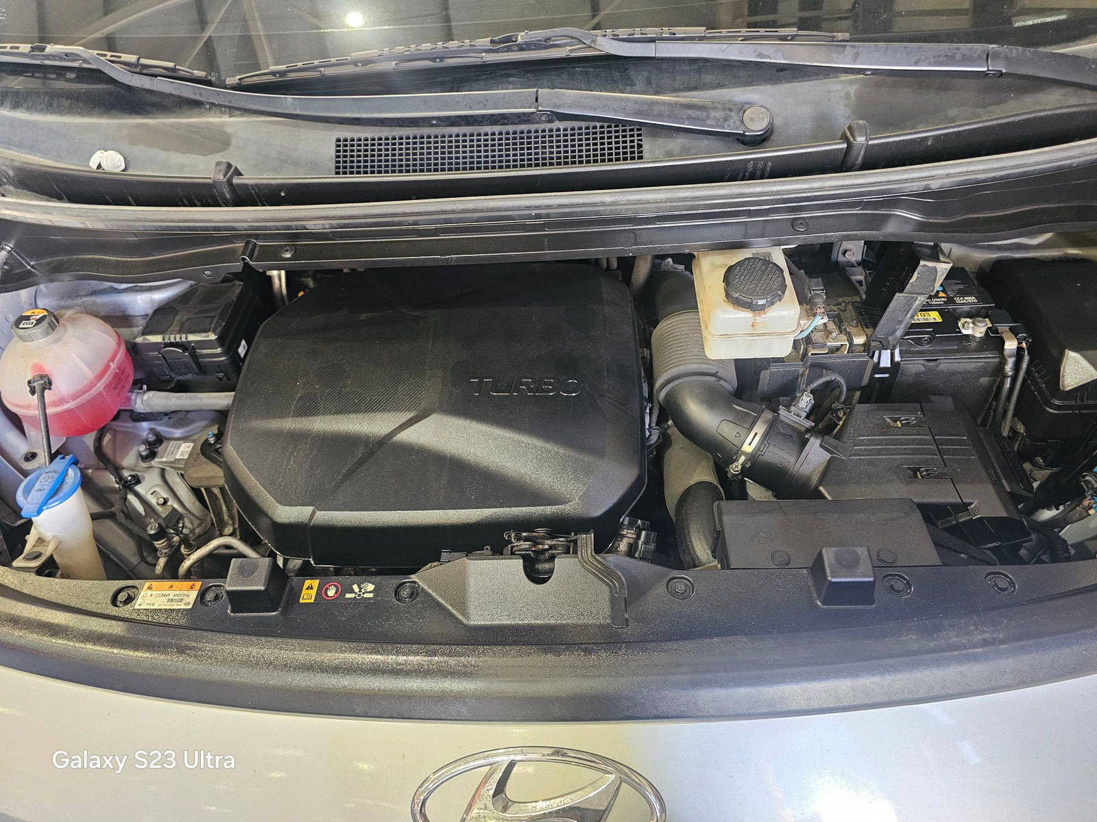 HYUNDAI STARIA 2022 - Marhaba Auction Used Cars - Image 11