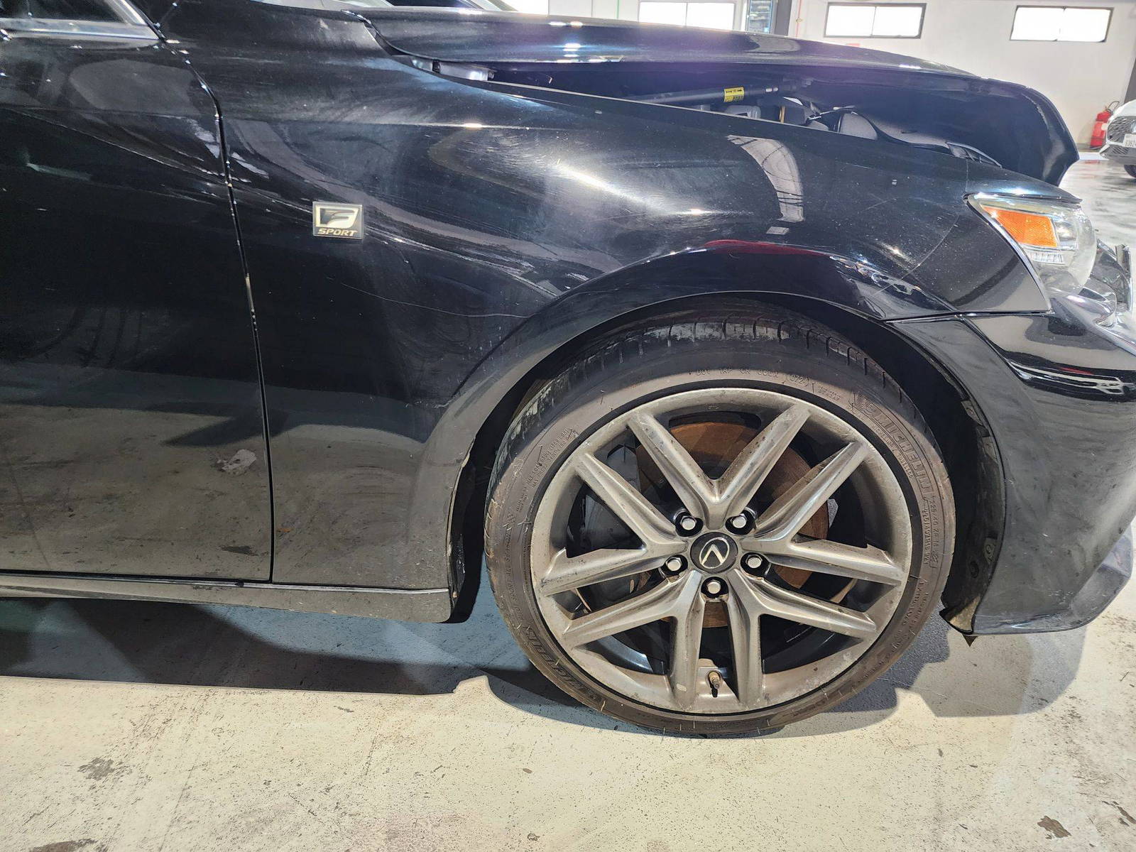 2016 LEXUS IS 200T — 182209 Miles — Lot 5016962 — Al Quoz - Marhaba Auctions Used Cars - Image 12