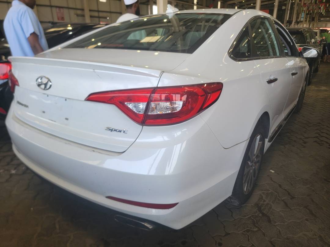 2016 HYUNDAI SONATA — 89740 Miles — Lot 87455234 — Main - Marhaba Auctions Used Cars - Image 4