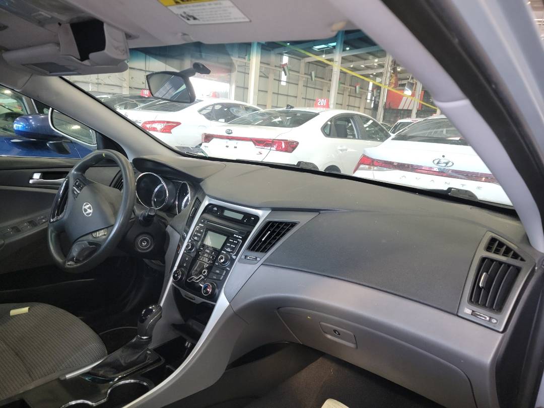 2011 HYUNDAI SONATA — 152042 Miles — Lot 81760633 - Marhaba Auctions Used Cars - Image 4