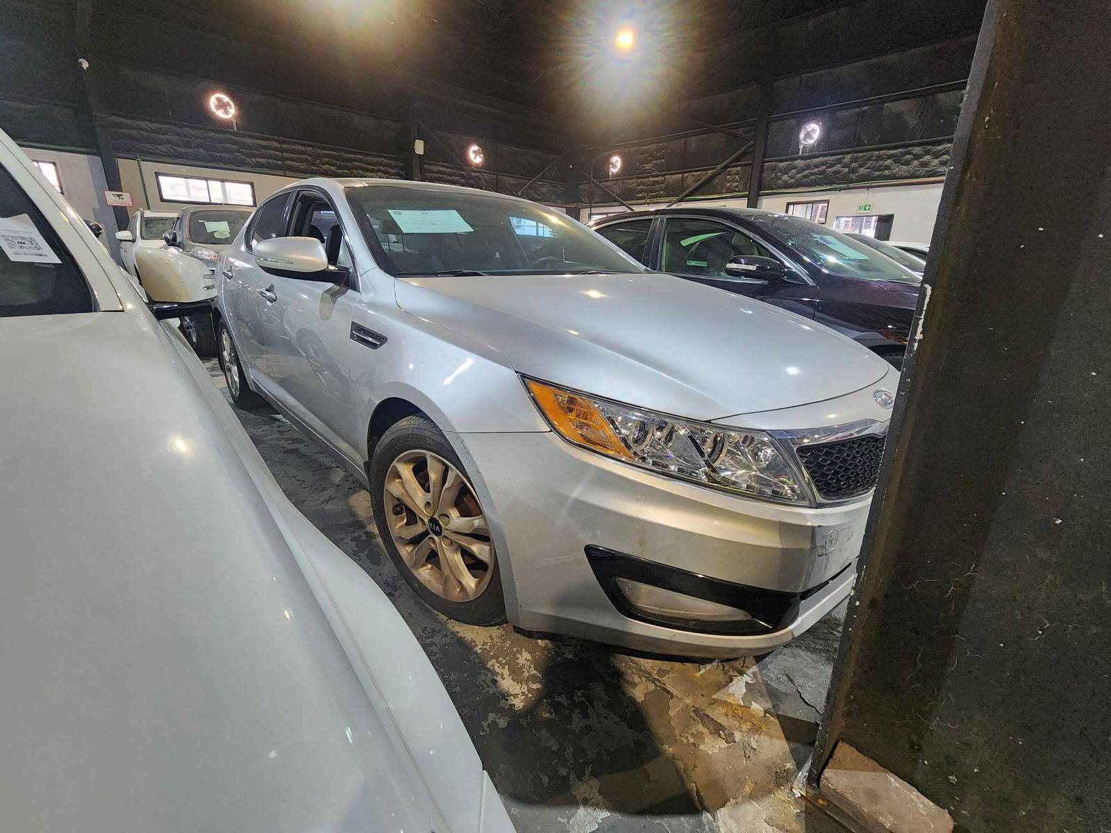 2011 KIA OPTIMA — 264301 Miles — Lot 71646665 — Souq - Marhaba Auctions Used Cars - Image 4