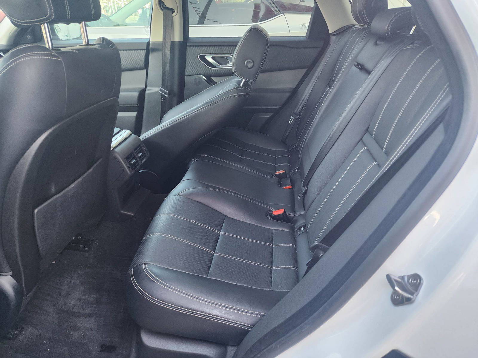 2020 LAND ROVER RANGE ROVER VELAR — 22256 Miles — Lot 290609 - Marhaba Auctions Used Cars - Image 11