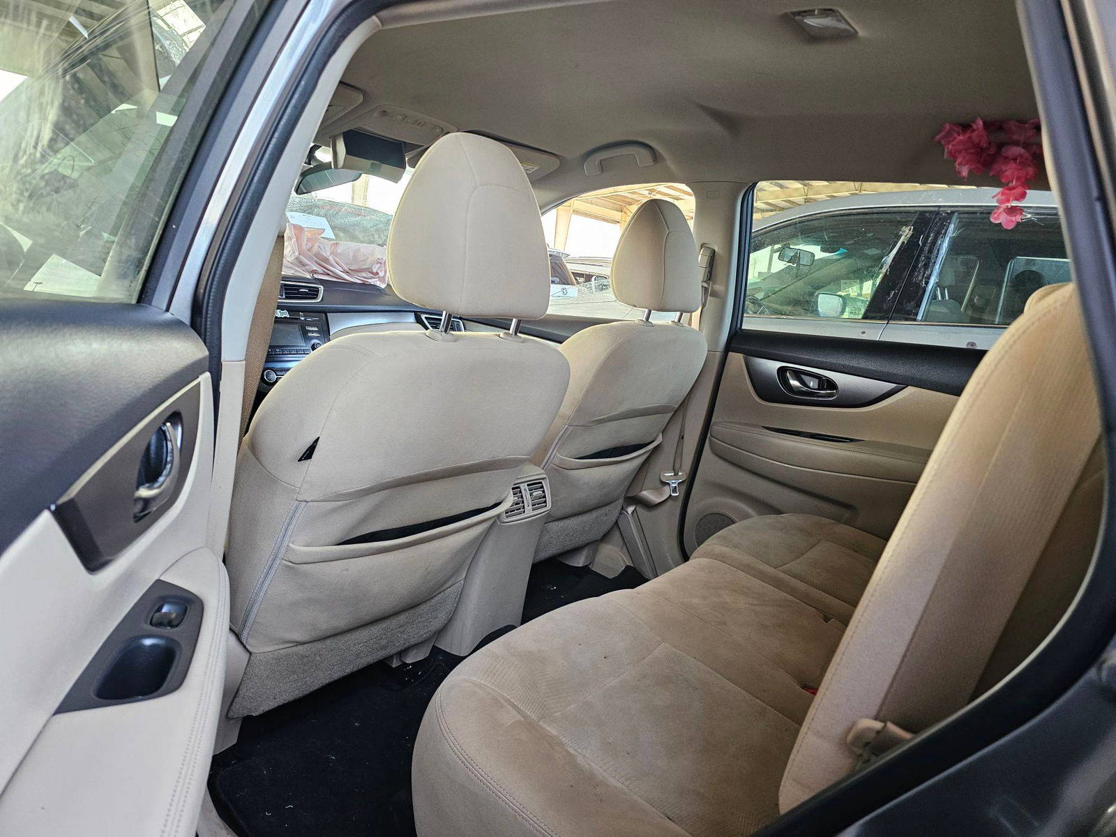 2016 NISSAN ROGUE — 136453 Miles — Lot VXGP595339 — Souq - Marhaba Auctions Used Cars - Image 5