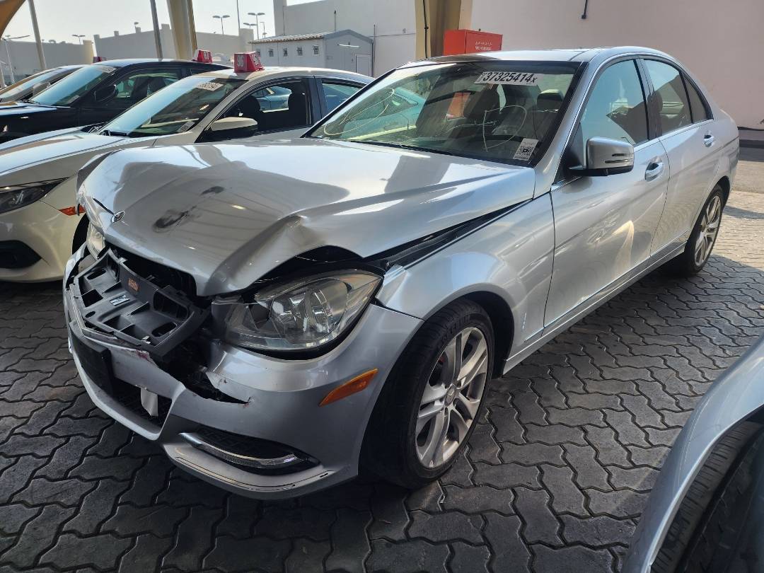 2014 MERCEDES BENZ C300 — 183726 Miles — Lot 92276 — Souq - Marhaba Auctions Used Cars - Image 3
