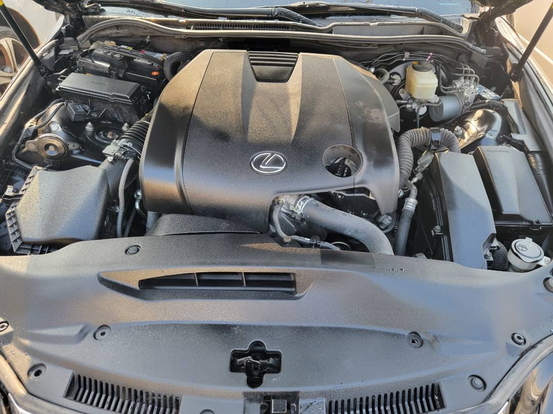 2014 LEXUS IS 250 — 107754 Miles — Lot E5008080 — Main - Marhaba Auctions Used Cars - Image 10