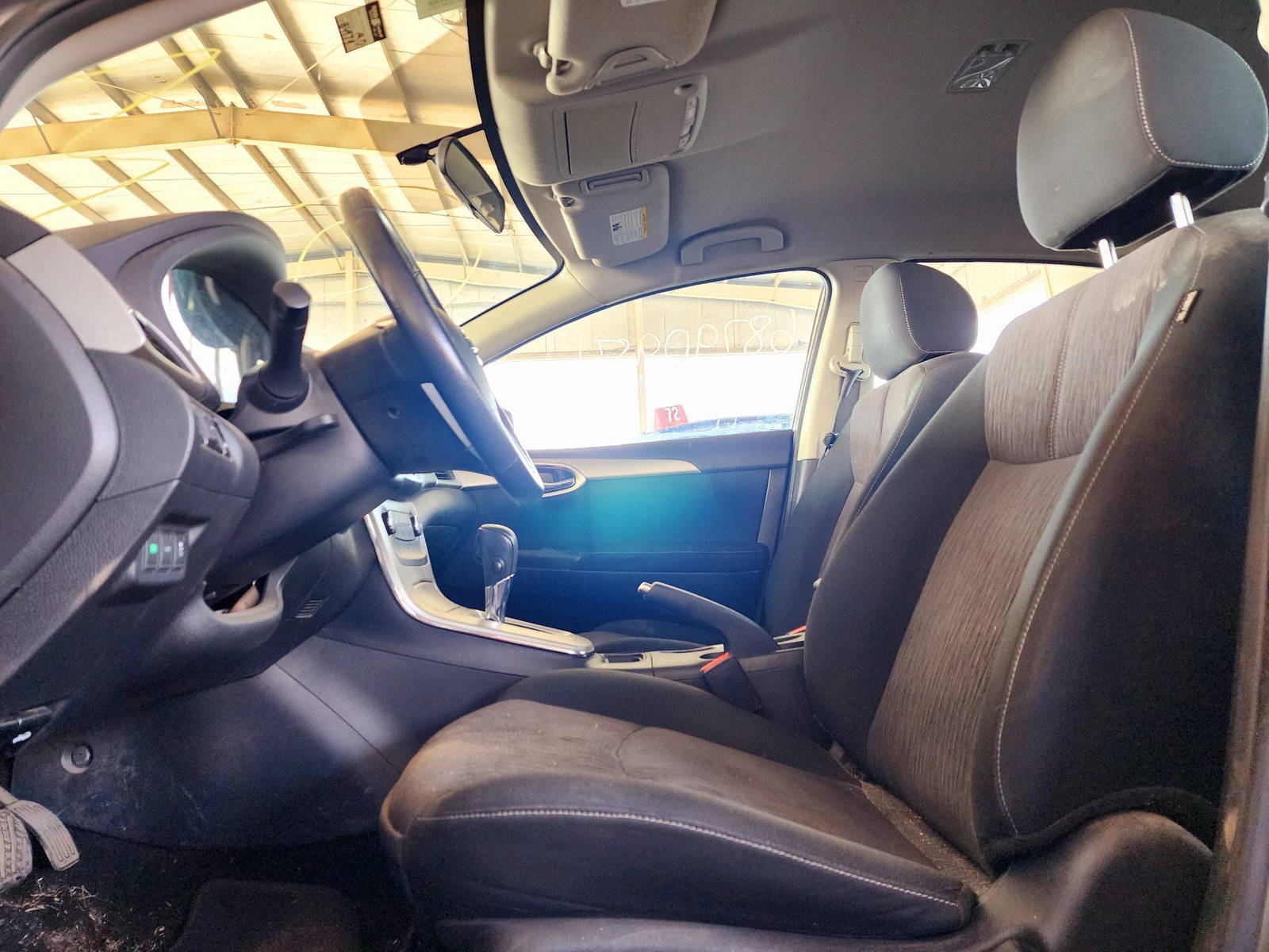 2015 NISSAN SENTRA — 84979 Miles — Lot 68790954 — Souq - Marhaba Auctions Used Cars - Image 8
