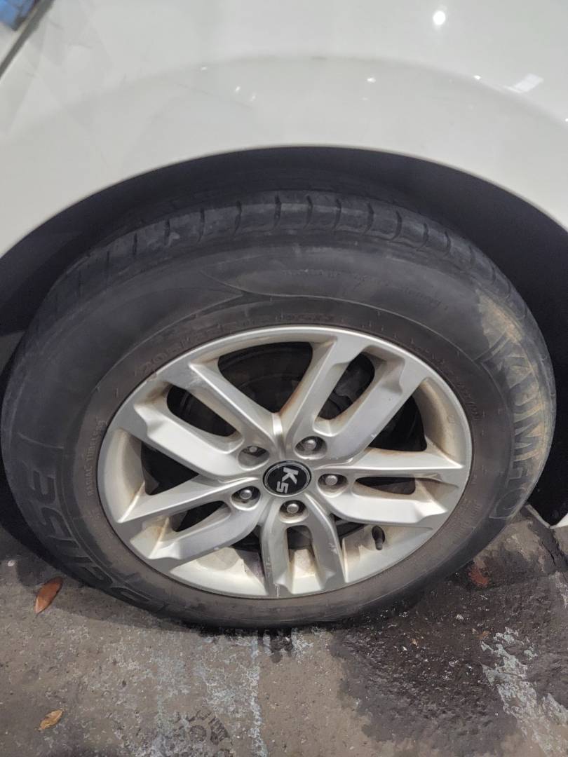 2013 KIA K5 — 144395 KM — Lot 295772 — Main - Marhaba Auctions Used Cars - Image 10