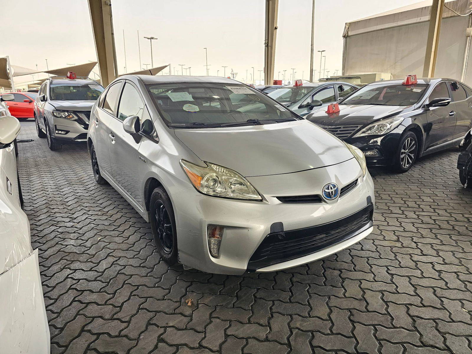 2013 TOYOTA PRIUS — 234026 Miles — Lot 0337264 — Souq - Marhaba Auctions Used Cars - Image 5