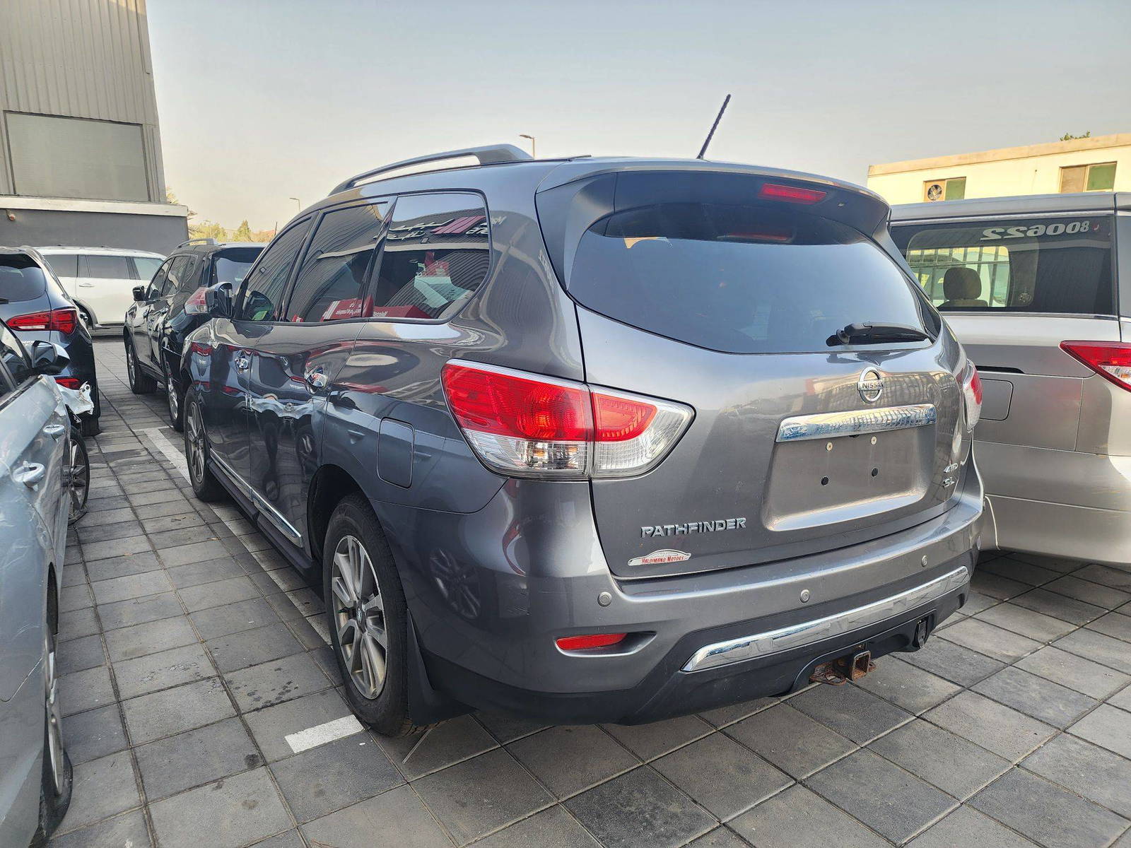 2015 NISSAN PATHFINDER — 217650 KM — Lot 53834035 — Al Quoz - Marhaba Auctions Used Cars - Image 3